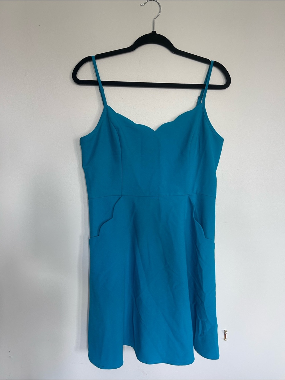 Market & Spruce Teal Scalloped Neck Slip